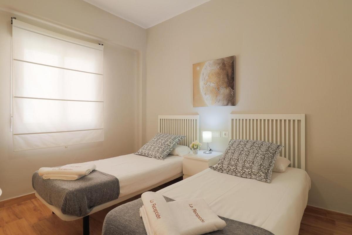 C102 - Huge And Stylish 5 Bedroom By The Center 马拉加 外观 照片