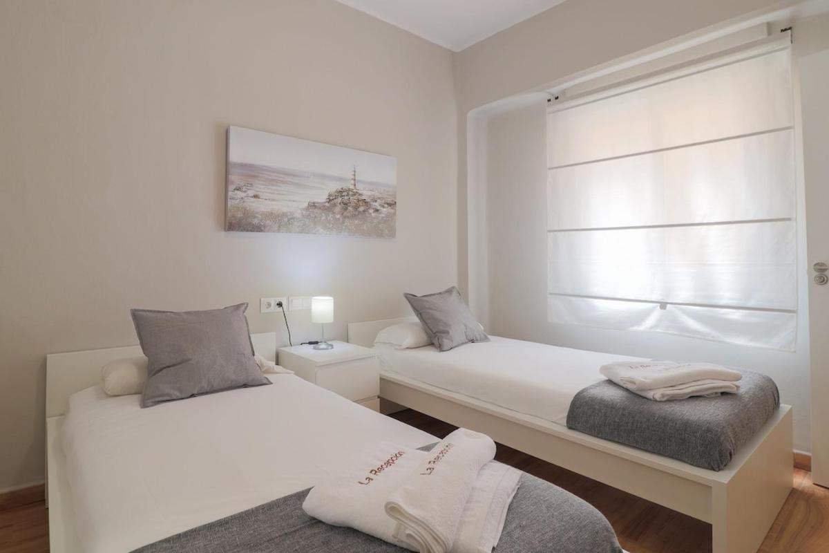 C102 - Huge And Stylish 5 Bedroom By The Center 马拉加 外观 照片